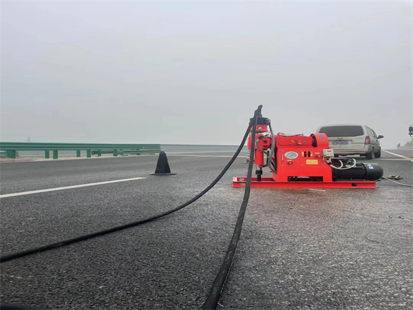 美溪马路路基路面开裂下沉注浆加固灌浆