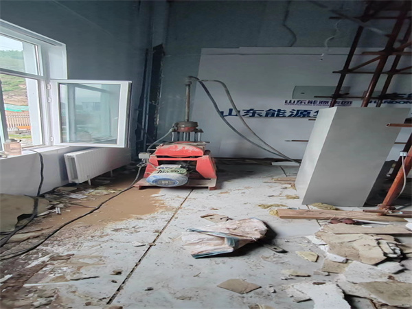 美溪地基基础下沉墙体裂缝加固注浆顶升施工